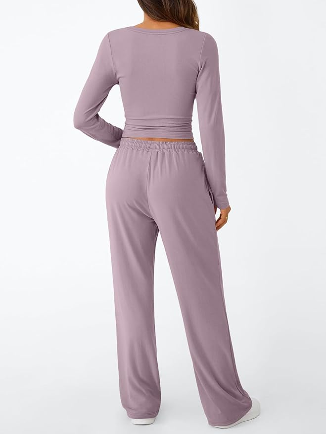 Trendy Queen Women's 2 Piece Matching Lounge Set Long Sleeve Side Ruching Top Wide Leg Drawstring Pants Set with Pockets