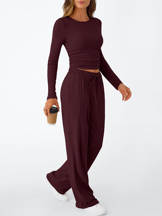 Trendy Queen Women's 2 Piece Matching Lounge Set Long Sleeve Side Ruching Top Wide Leg Drawstring Pants Set with Pockets