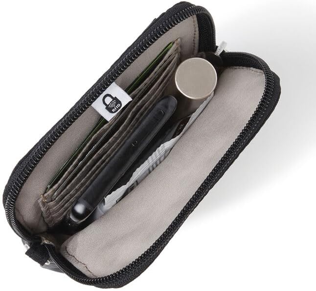 Baggallini RFID Bryant Pouch