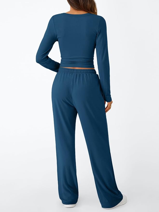 Trendy Queen Women's 2 Piece Matching Lounge Set Long Sleeve Side Ruching Top Wide Leg Drawstring Pants Set with Pockets