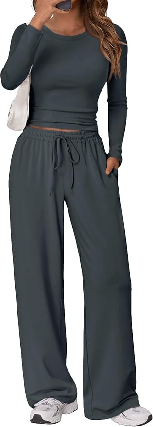 Trendy Queen Women's 2 Piece Matching Lounge Set Long Sleeve Side Ruching Top Wide Leg Drawstring Pants Set with Pockets