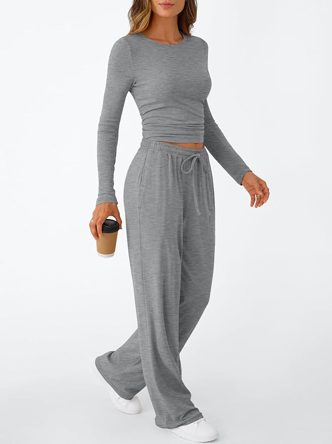Trendy Queen Women's 2 Piece Matching Lounge Set Long Sleeve Side Ruching Top Wide Leg Drawstring Pants Set with Pockets