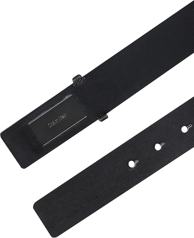 Calvin Klein Men's Plaque Buckle Belt - Casual Modern Style With Logo Detail for Jeans and Dress Pants