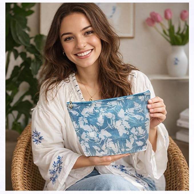 Jacaranda Living Medium Cosmetic Bag – Waterproof PVC-Lined Cosmetic & Toiletry Organizer, Zipper Pouch for Skincare, Makeup & Accessories, Leaf Dance