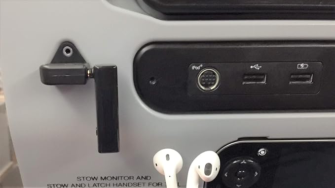 AirSplitter : Airplane in-Flight Bluetooth Splitter, Lets You untether from Seats, Freely Enjoy Airplane’s Audio in Airplane Cabin, Along aisles or in restrooms. Compatible with 2 AirPods.