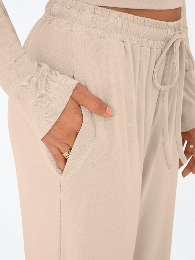 Trendy Queen Women's 2 Piece Matching Lounge Set Long Sleeve Side Ruching Top Wide Leg Drawstring Pants Set with Pockets