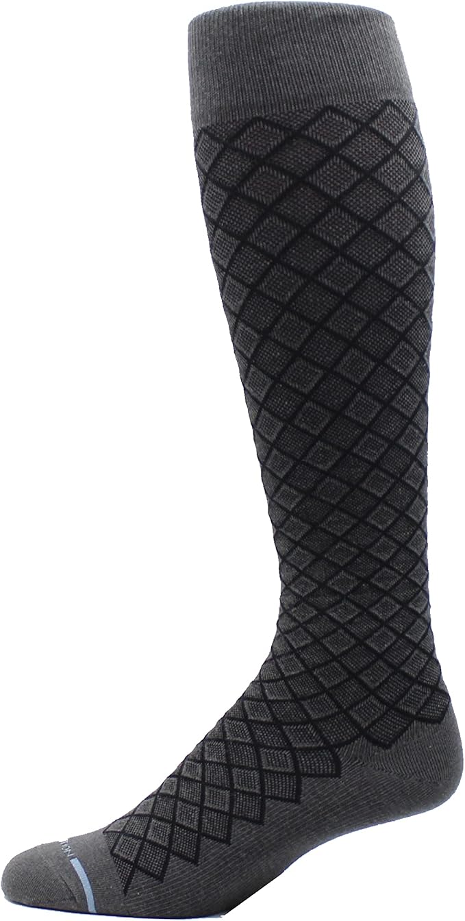Dr. Motion 4 Pairs Men's Athletic Traveler Graduated Compression Knee High Socks