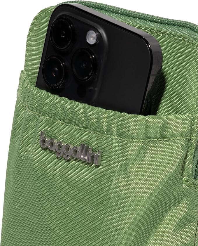 Baggallini RFID Bryant Pouch