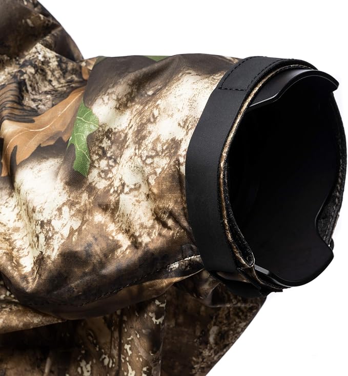 Think Tank Emergency Camera Rain Cover for DSLR and Mirrorless Cameras with 24-70mm Lens - Small (Realtree APX Camouflage)