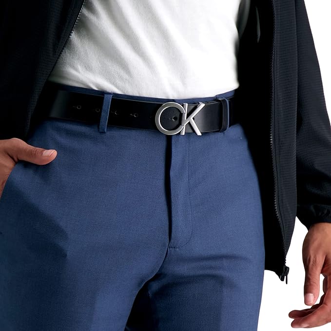 Calvin Klein Men’s CK Monogram Cut Out Buckle Belt – Casual Belt for Jeans & Everyday Wear