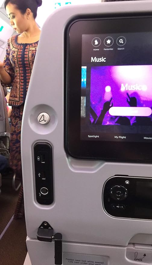 AirSplitter : Airplane in-Flight Bluetooth Splitter, Lets You untether from Seats, Freely Enjoy Airplane’s Audio in Airplane Cabin, Along aisles or in restrooms. Compatible with 2 AirPods.