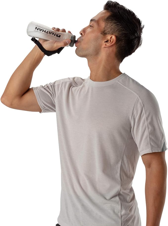 Nathan Pinnacle Lite Handheld 14oz Flask, Handheld Water Bottle for Marathons, Hiking, Ultra Running and Outdoor Activity