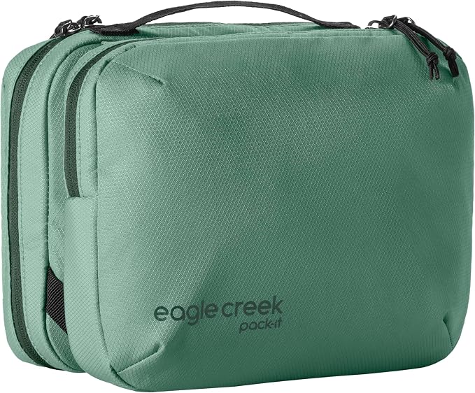 Eagle Creek Pack-It Trifold Toiletry Kit - Dopp Kit Toiletry Organizer with Padded Interior, Durable Hanging Hook & Large Compartments - Water Resistant & Washable - Willow Green